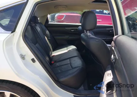 2017 Nissan Altima 3.5 Sl z USA, uszkodzony, nr VIN 1N4BL3AP2HC127703